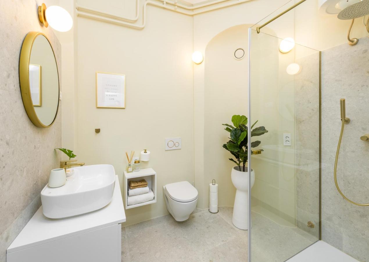 Apartment Napoleon Ljubljana Bagian luar foto