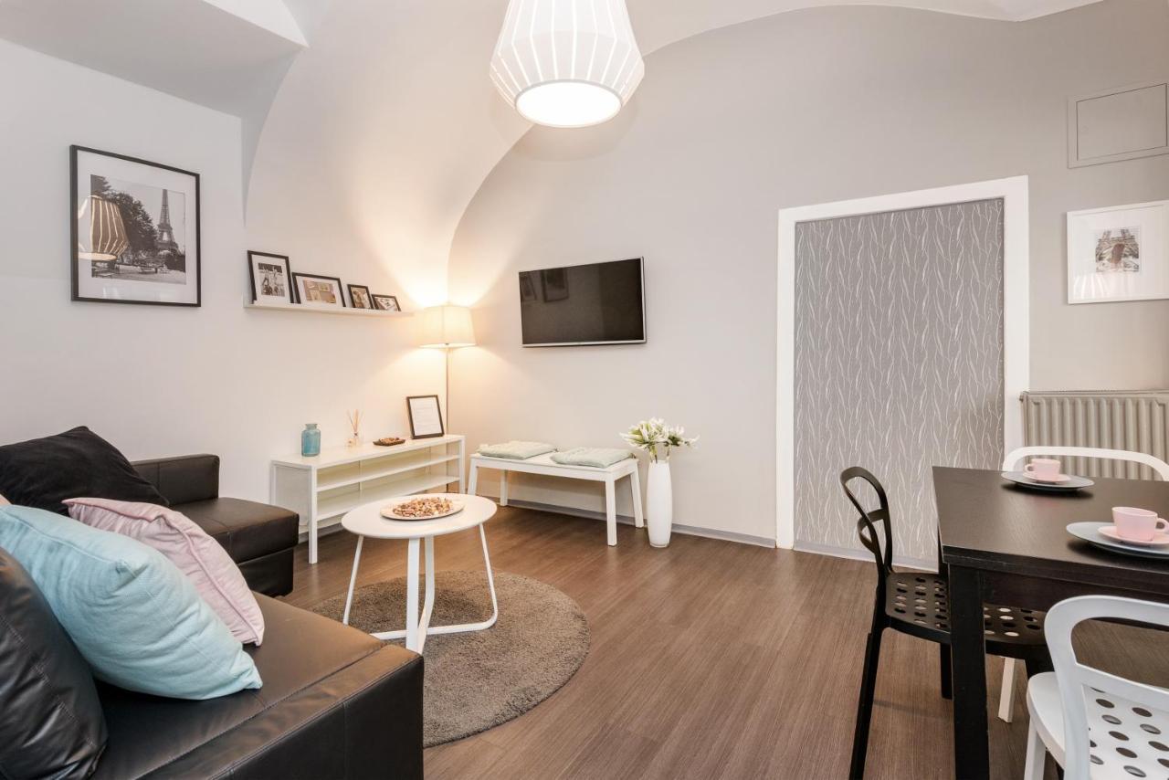 Apartment Napoleon Ljubljana Bagian luar foto
